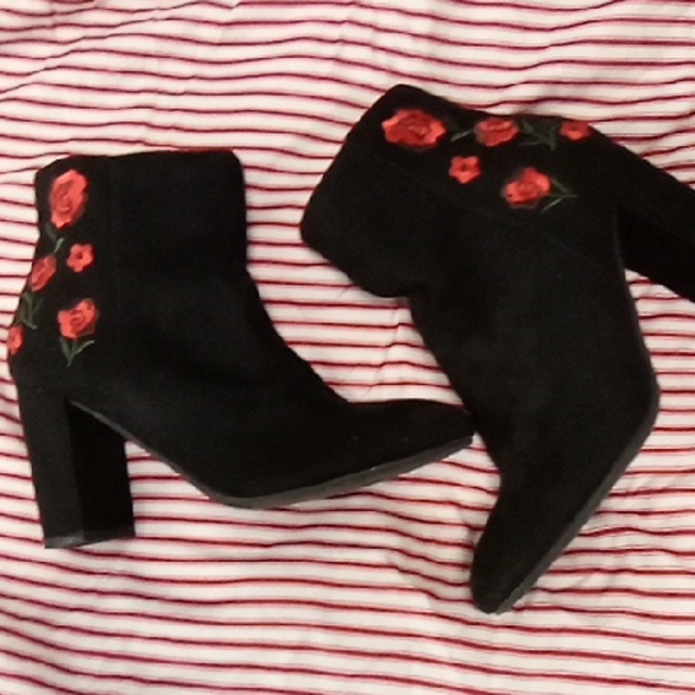 Black Suede Embroidered Boots